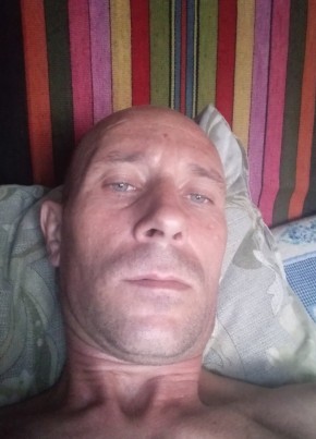 Dmitrii, 41, Romania, Iași