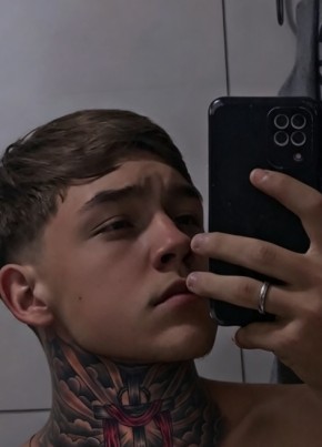 Leonardo из Curitiba 26 лет
