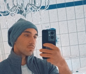 Cosmin, 21, Kaiserslautern