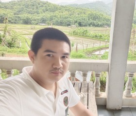 Benzz, 32, Rong Kwang