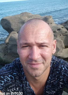 Александр, 43, Россия, Нефтеюганск