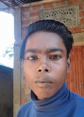 D, 18, India, Silapathar
