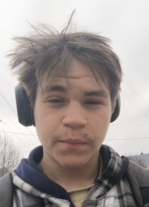 Никита из Луги 18 лет