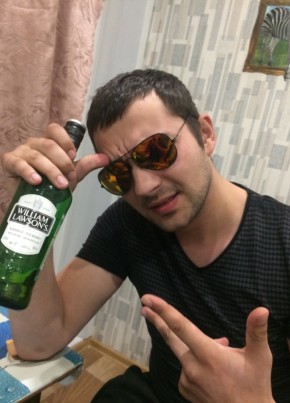 Олег, 31, Россия, Кубинка
