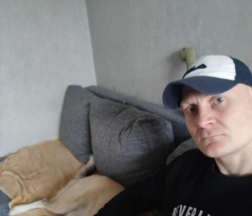 Dima Usovich, 35, Minsk