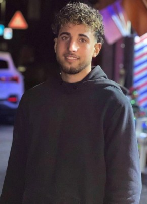 احمد из Battipaglia 20 лет