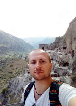 Alex, 33, Россия, Волжский (Волгоградская обл.)