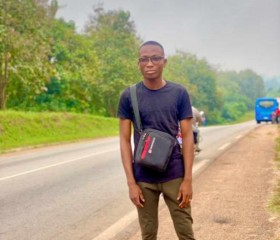 Mol Kouakou Mari, 20, Bouake