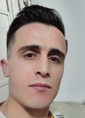 azim, 26, Iran, Tehran