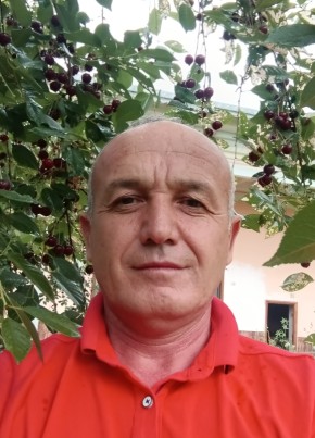 Сухроб из Барнаула 49 лет