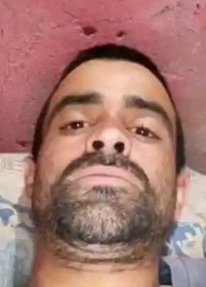 Adrian из Ciudad de La Santísima Trinidad y Puerto de Santa María del Buen Ayre 28 лет