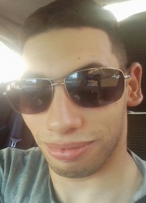 Mehdi из New York City 28 лет