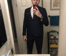 yorgo, 25, Brookings