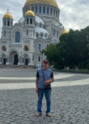 Валентин из Гагарина 64 года