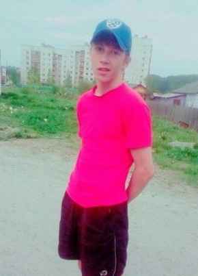 Владимир, 25, Россия, Краснотурьинск