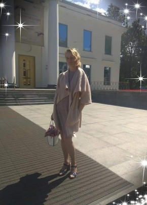 Арина, 45, Россия, Санкт-Петербург