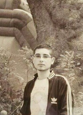 Abdulrezzak, 31, Türkiye Cumhuriyeti, İstanbul
