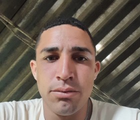 Adrian Perez Que, 25, Santa Clara