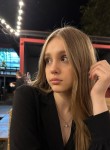 Olya, 22, Moscow