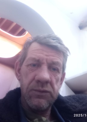 Konstantin, 18, Russia, Saint Petersburg