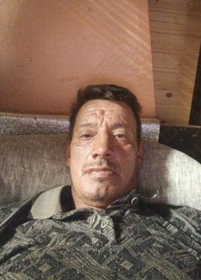 Паша из Санкт-Петербурга 52 года