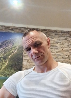 Евгений из Красногорска 44 года