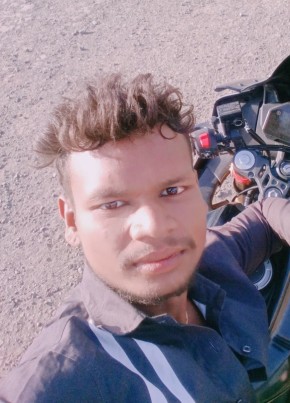 Ankti Raj, 21, India, Ahmedabad