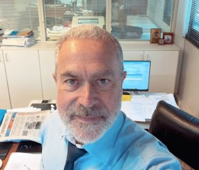 Giorgos, 56, Agia Paraskevi