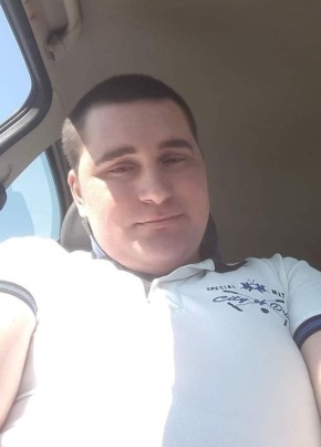 Bogdan, 21, Romania, Cumpăna
