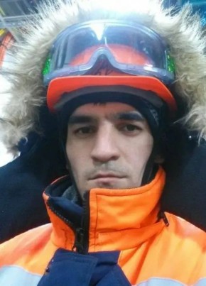 Сухроббек из Санкт-Петербурга 34 года
