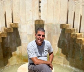 Kaleel, 48, Tel Aviv