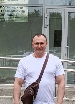 Олег из Светлого (Оренбургской обл.) 41 год