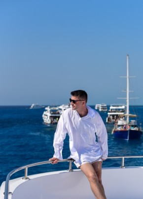 Evgeniy, 40, Russia, Sochi