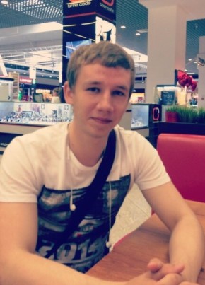 Nicolas, 32, Россия, Айкино