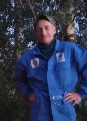 Сергей из Новоуральска 48 лет