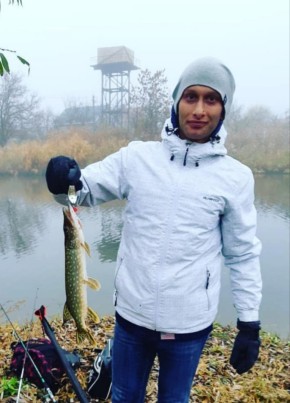 Алексей из Днепра 35 лет