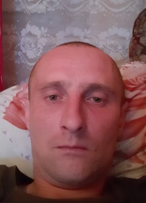 Иван, 34, Россия, Зерноград