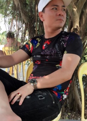Tay, 37, Công Hòa Xã Hội Chủ Nghĩa Việt Nam, Bắc Giang