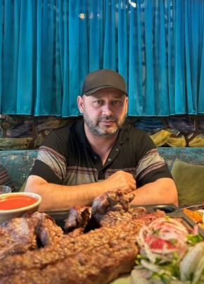 Назир из Анапы 48 лет