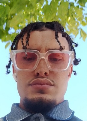 Amine, 20, Algeria, El Kala