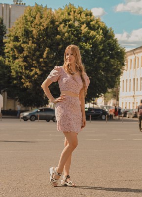Анна, 33, Россия, Череповец
