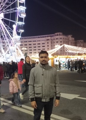 Malek, 26, Romania, București