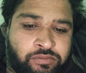 Gu, 19, Shahpur (Uttar Pradesh)