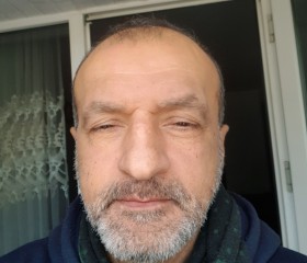 Tengo Boss, 52, Tbilisi