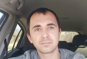 Oleg, 34 - Just Me