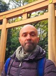 Roman, 38, Saint Petersburg