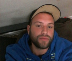 Collin, 25, Peterborough