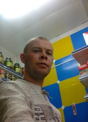 Игорь, 38, Россия, Айкино