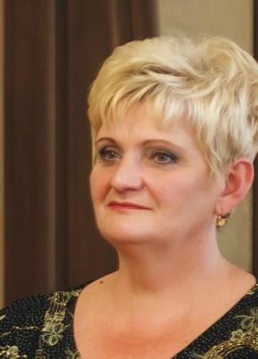  Элина , 60, Россия, Ялта