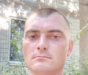 Василий, 31 год, Вінниця